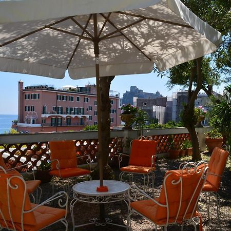 Villa Panoramica - Ischia Ponte Exteriör bild